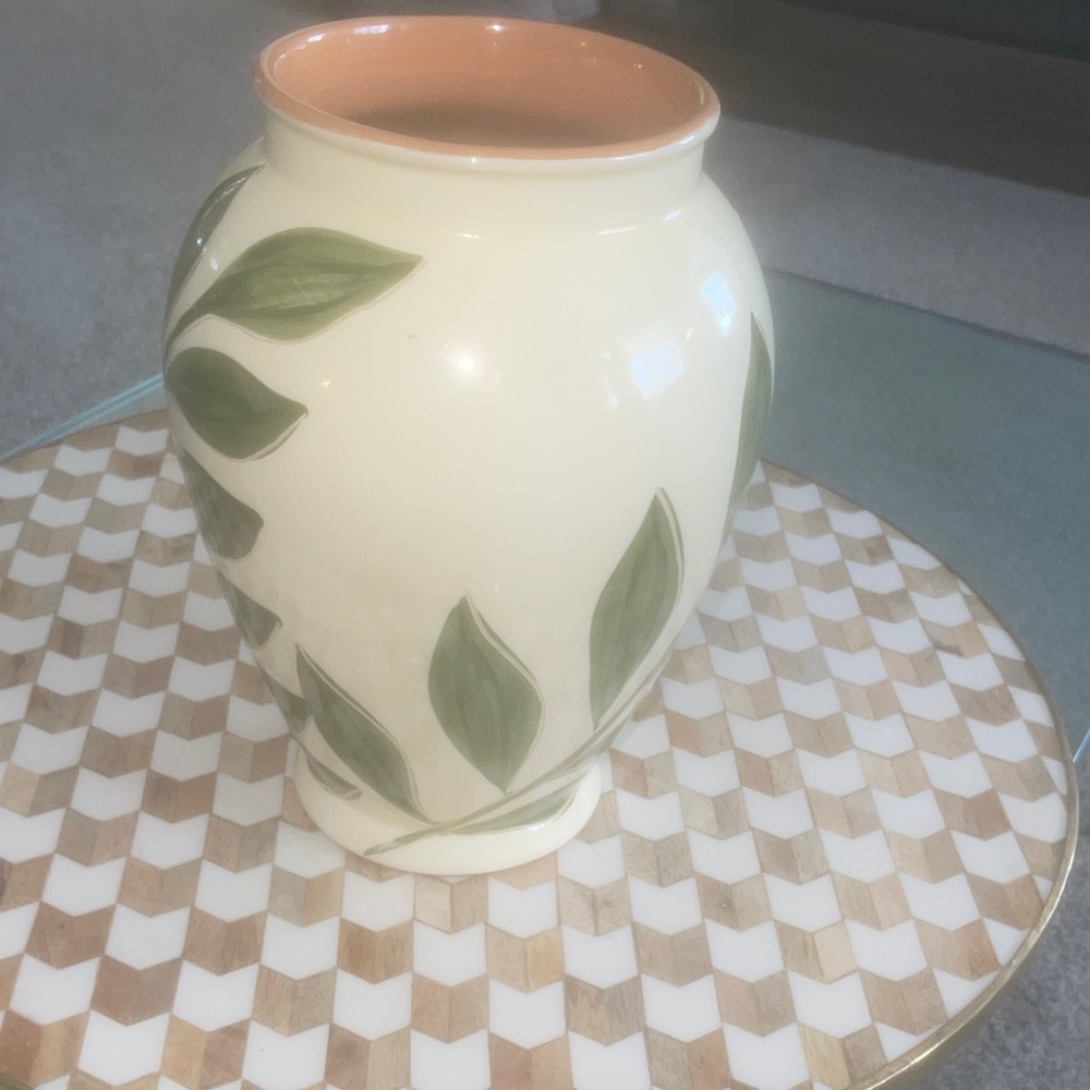 Molde Ceramic Vase with Peach Rim - Picture 5 of 5